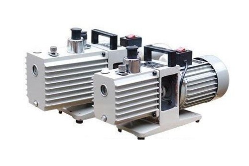 旋(xuán)片式真空泵(beng)